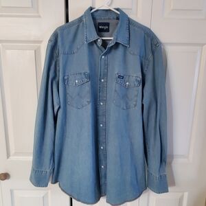 Wrangler 2XL MENS. DENIM SHIRT PEARL SNAP. TALL LONG. LONG SLEEVES